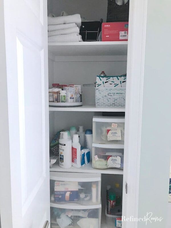 Quick Ideas For Bathroom Linen Closet / Medicine Cabinet