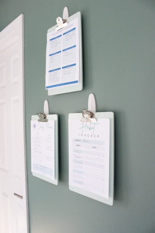 DIY Giant Clipboard - Home & Family